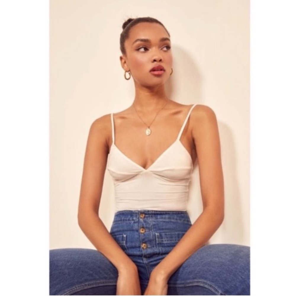 🎄NWOT Reformation ivory bodysuits size large